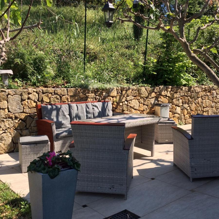 Bienvenue Chez Alain Et Marie Lägenhet Antibes Exteriör bild